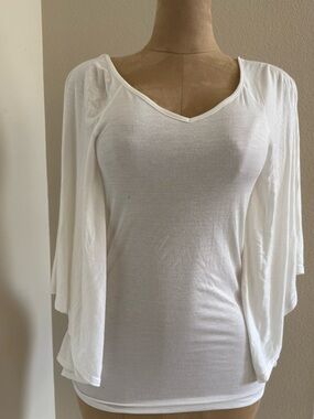 Women’s White V-Neck Lightweight Top